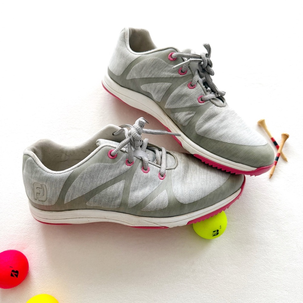 Women’s FootJoy (FJ) golf shoes - grey/pink - 7.5w